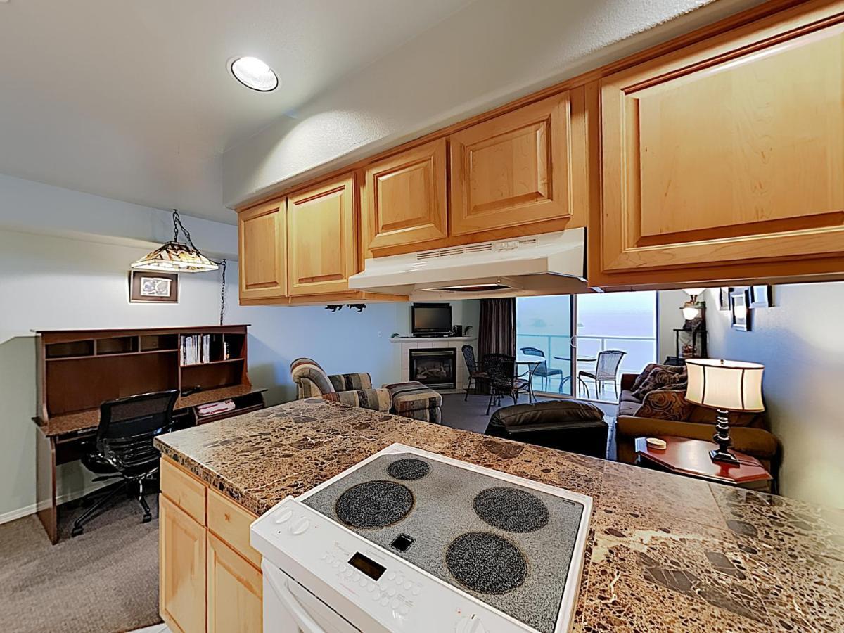 New Listing! Bay-View Beauty With Private Balcony Condo Lincoln Exterior foto