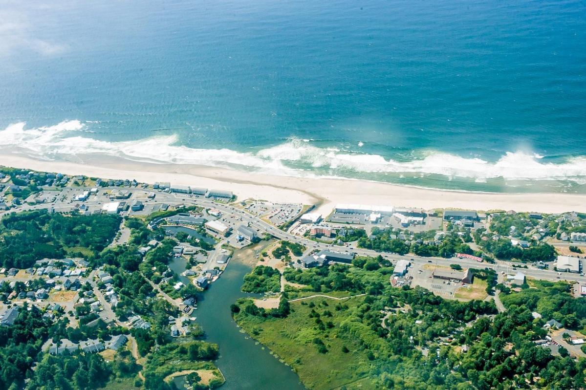 New Listing! Bay-View Beauty With Private Balcony Condo Lincoln Exterior foto